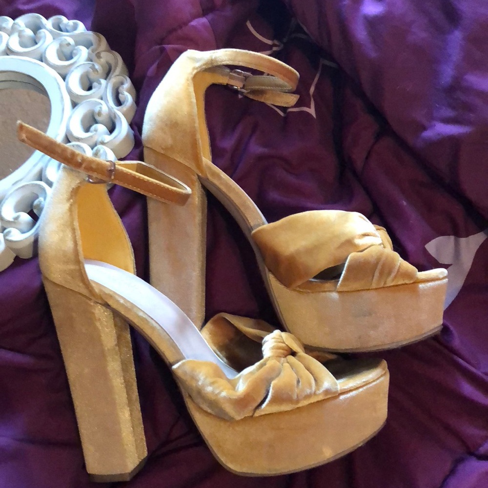 YELLOW VELVET CHARLOTTE RUSSE HEELS